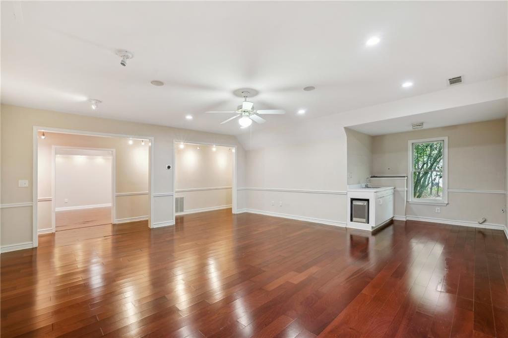 390 Gunston Hall Circle