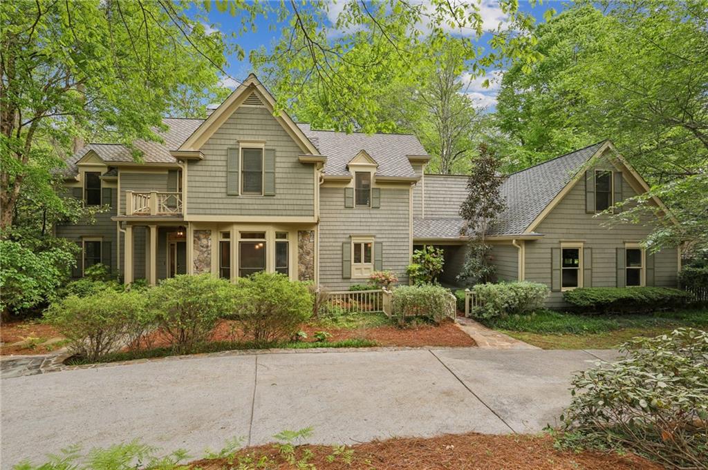 390 Gunston Hall Circle