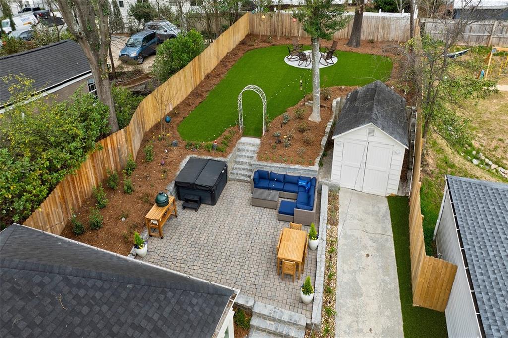 228 Lindbergh Drive NE