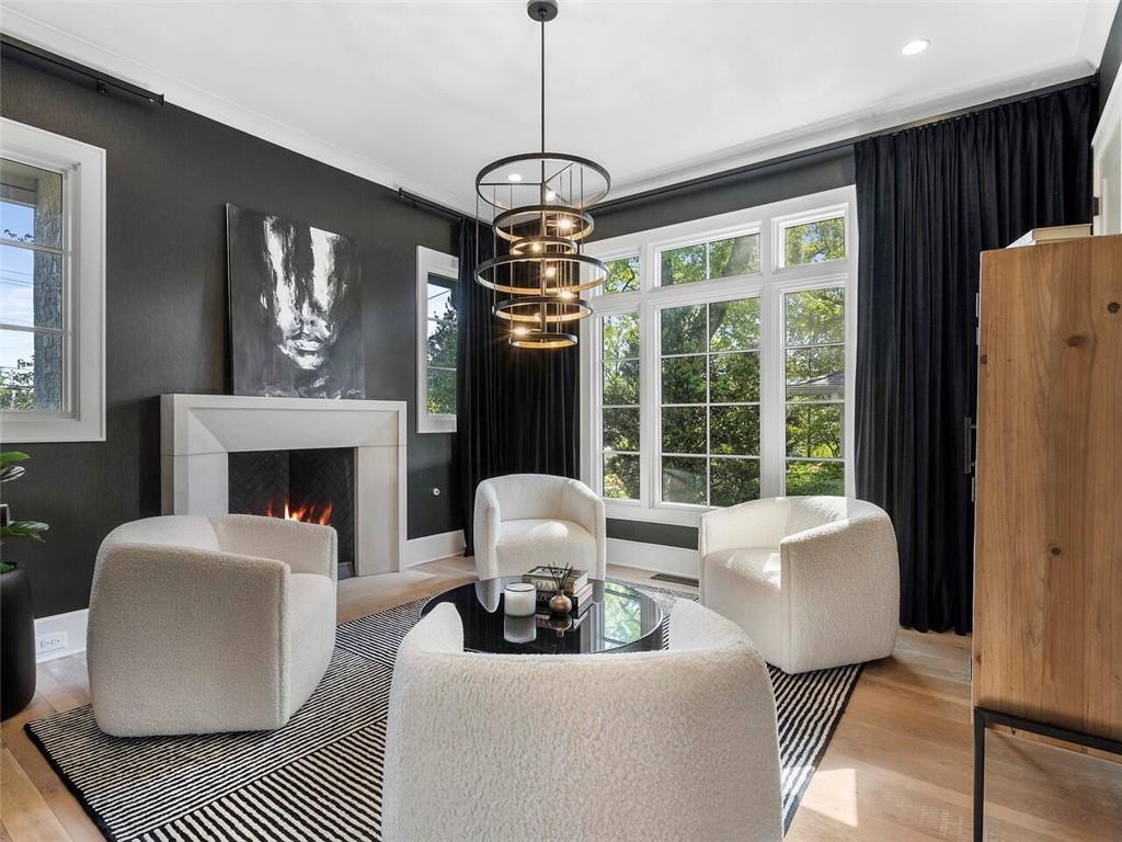 1742 Friar Tuck Road NE