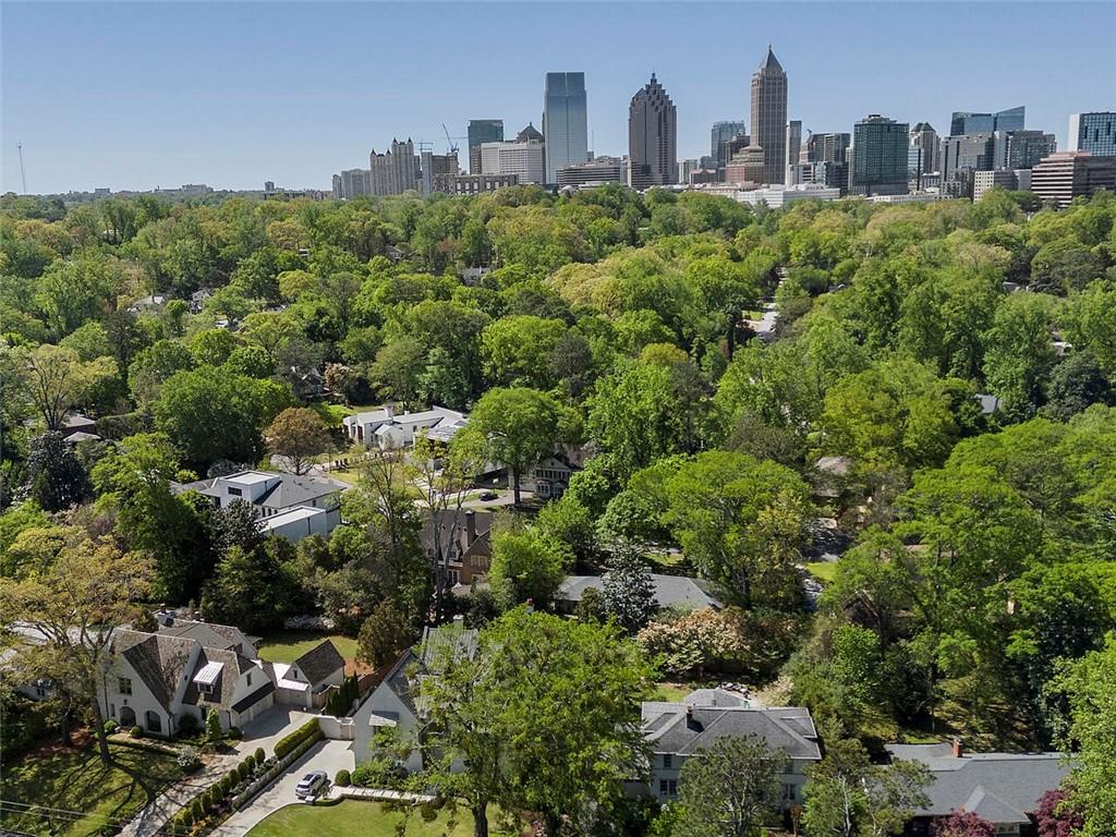 1742 Friar Tuck Road NE