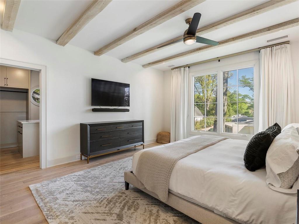 1742 Friar Tuck Road NE