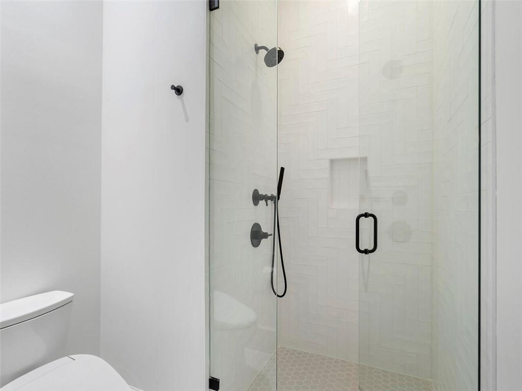 1742 Friar Tuck Road NE