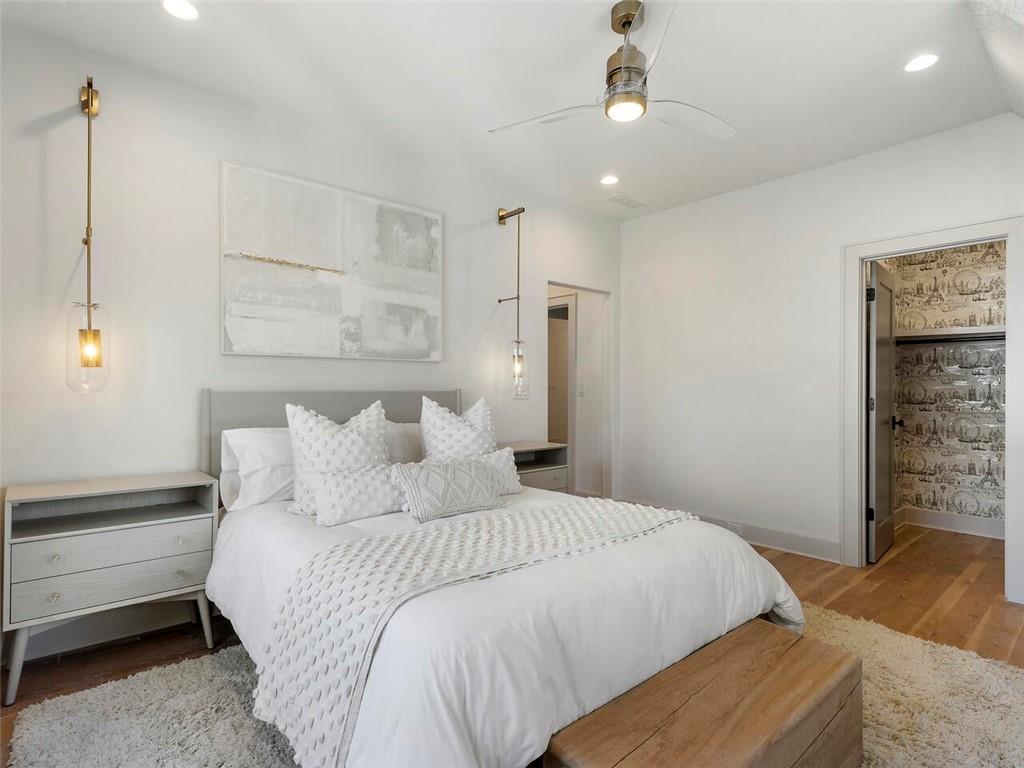 1742 Friar Tuck Road NE