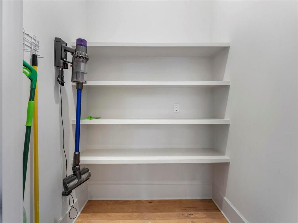 1742 Friar Tuck Road NE