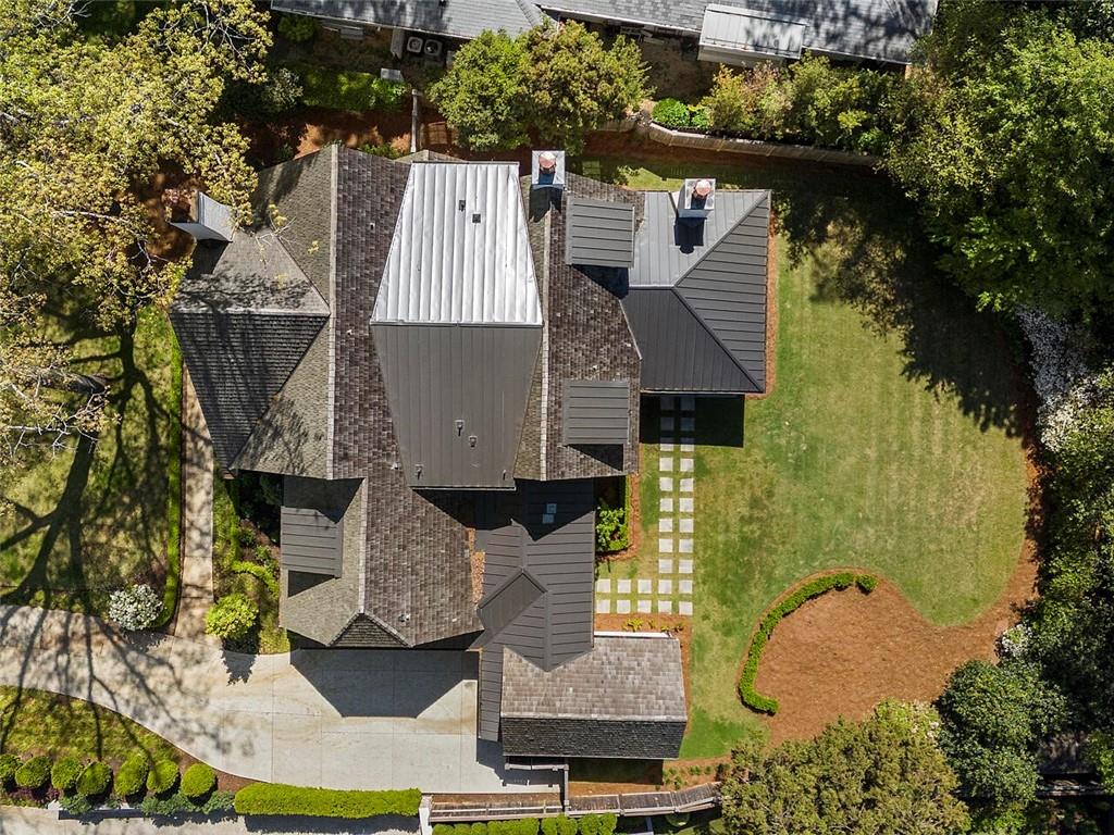 1742 Friar Tuck Road NE