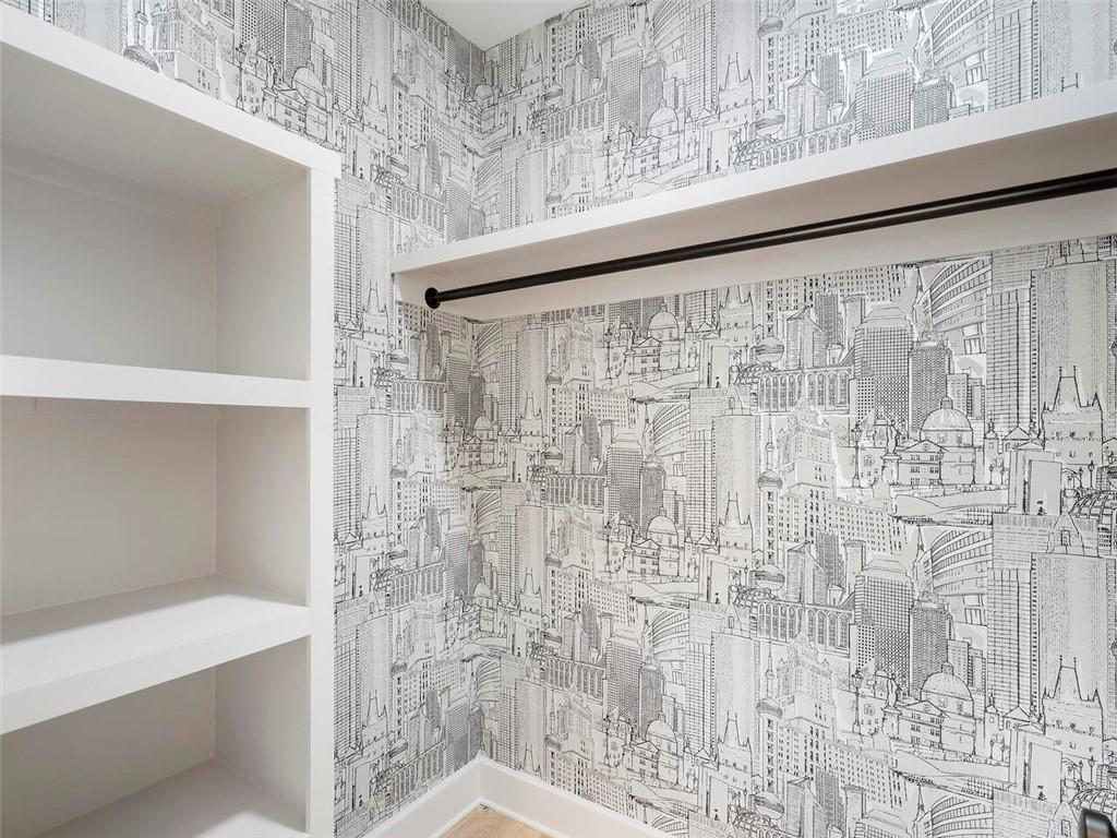 1742 Friar Tuck Road NE