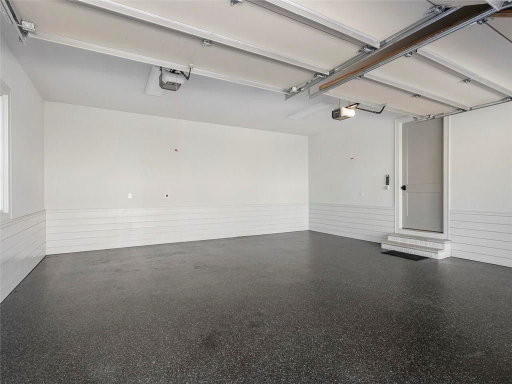 1742 Friar Tuck Road NE