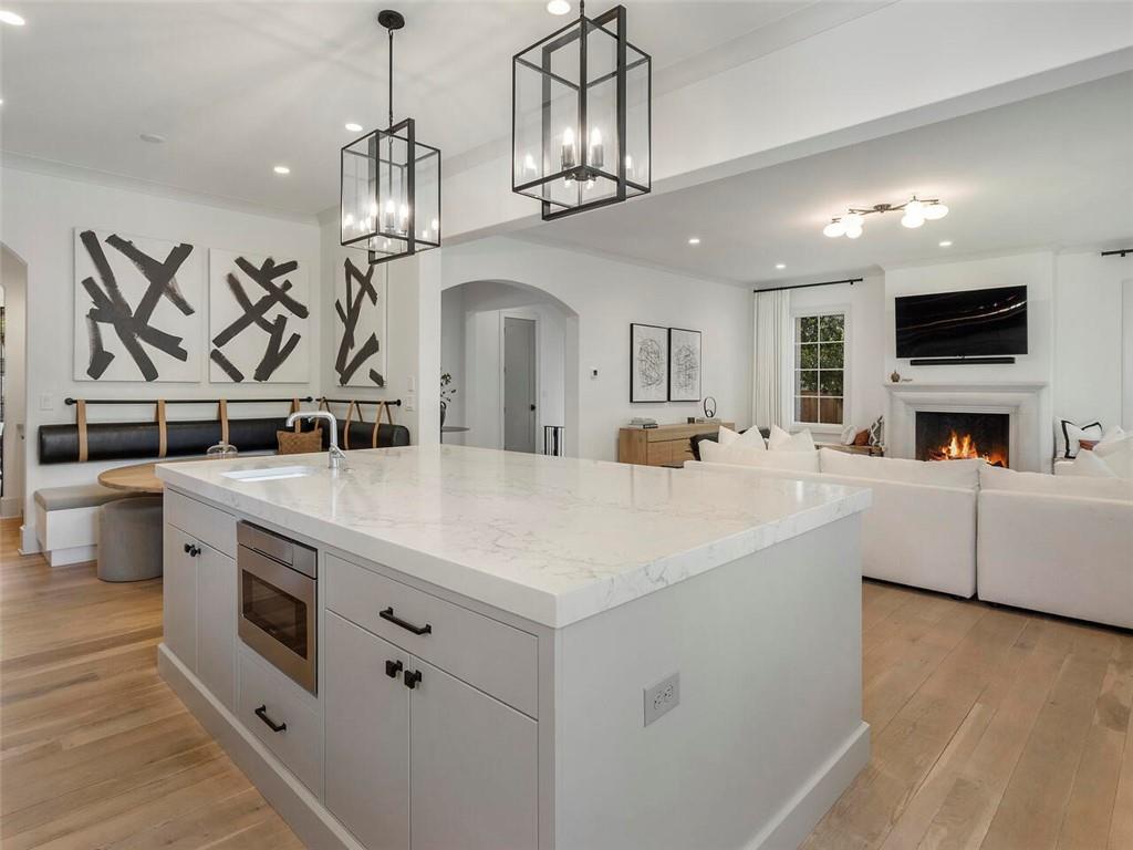 1742 Friar Tuck Road NE