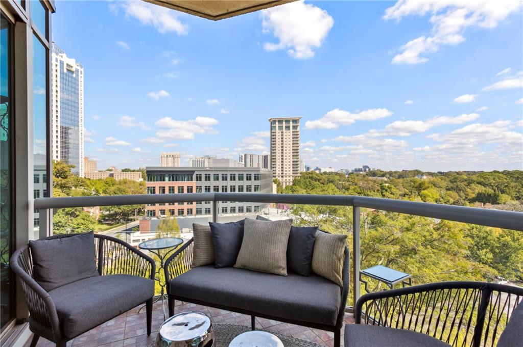 2795 Peachtree Road NE Unit 809