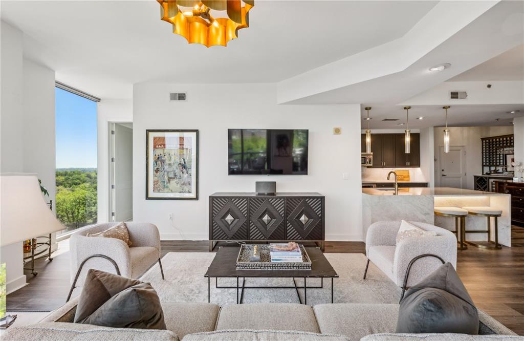 2795 Peachtree Road NE Unit 809