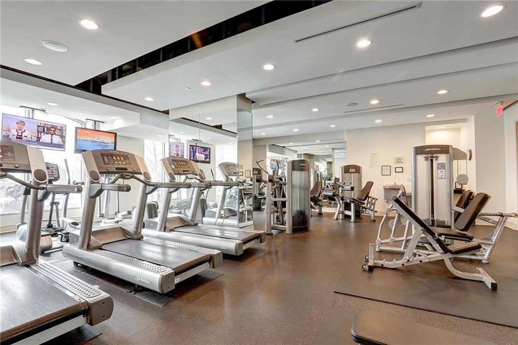 2795 Peachtree Road NE Unit 809