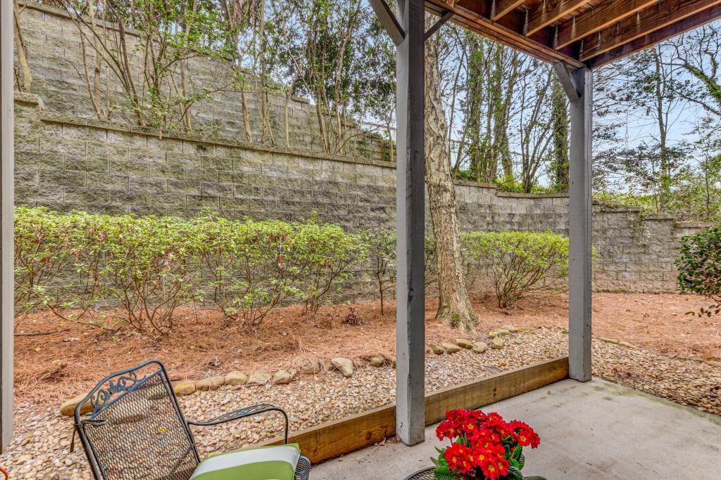 5423 Wentworth Street