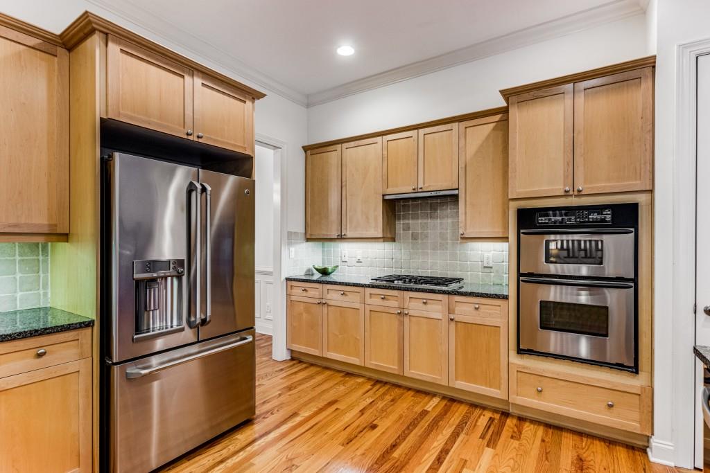 5423 Wentworth Street