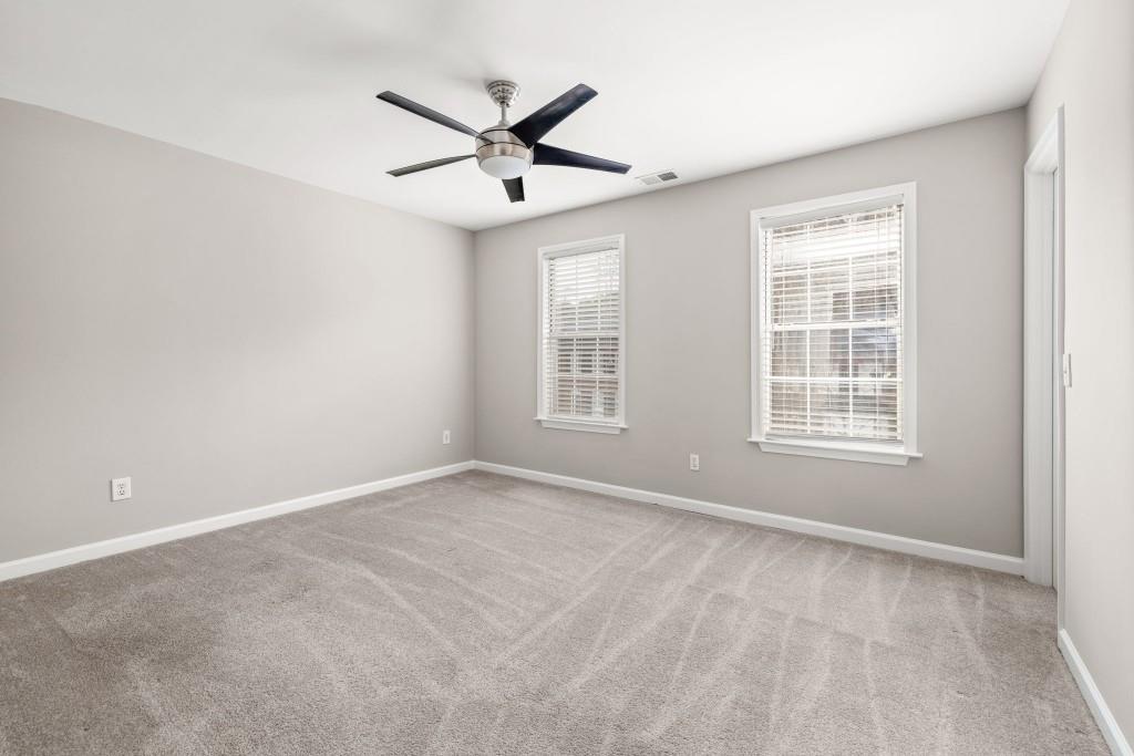 7810 Saint Charles Square