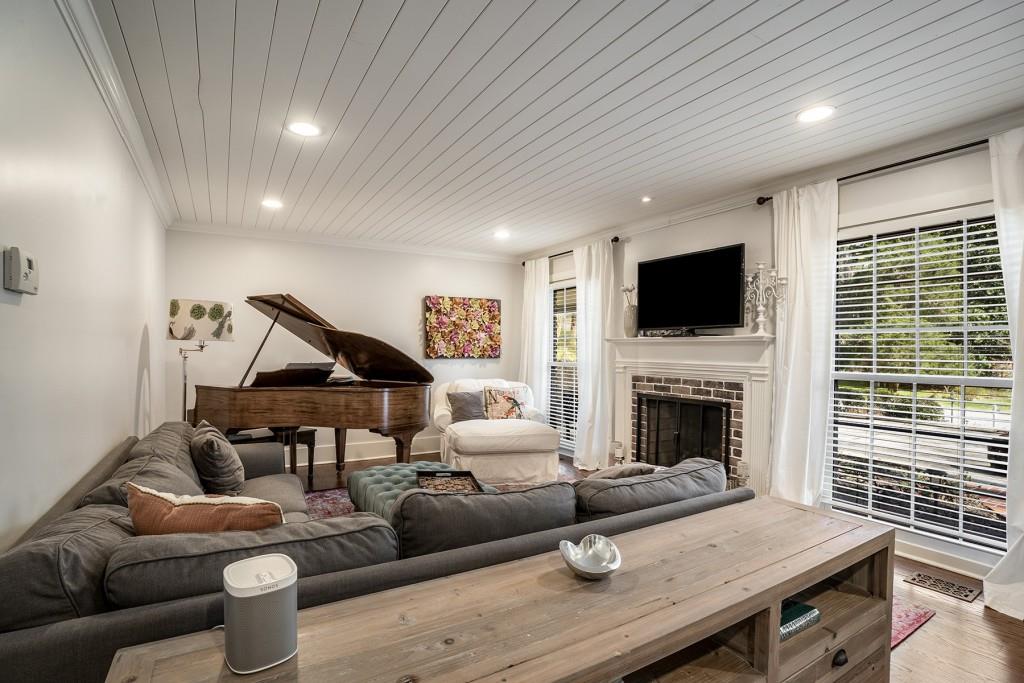 6404 Colebridge Road