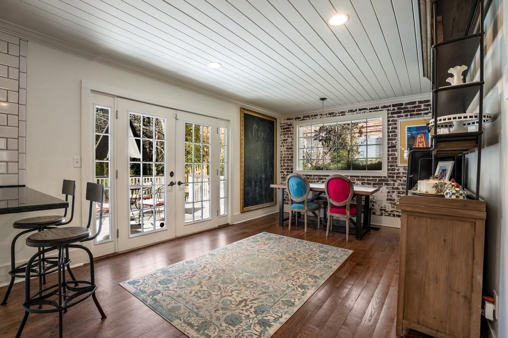 6404 Colebridge Road