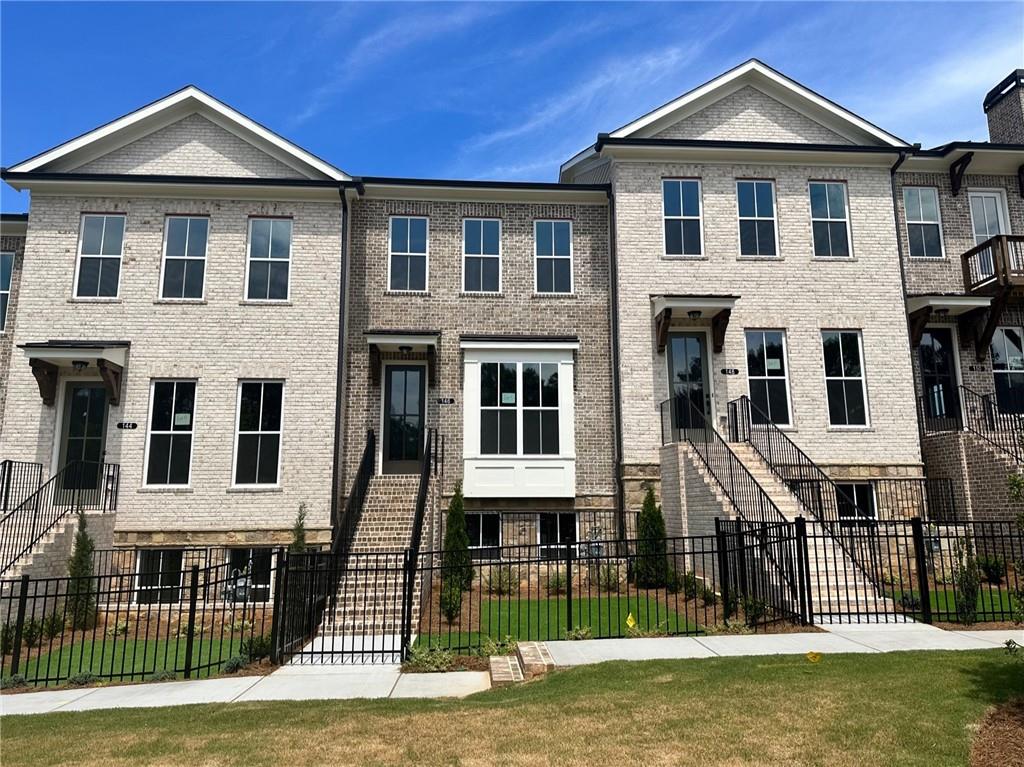 146 Everley Walk Unit 3