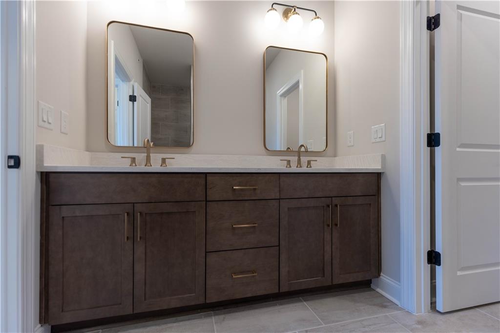 146 Everley Walk Unit 3