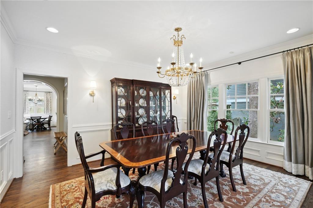 216 Pineland Road NW