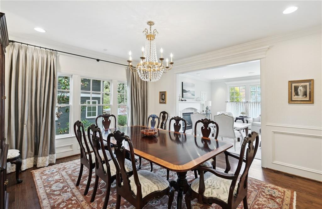 216 Pineland Road NW