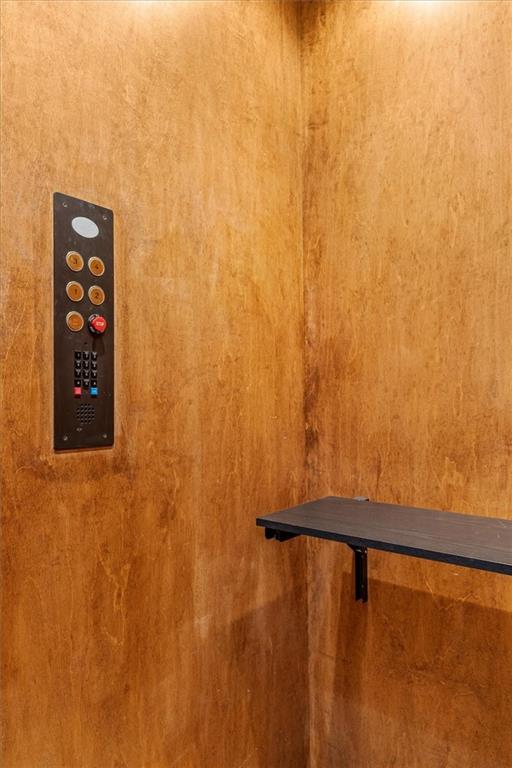 786 Corduroy Lane NE