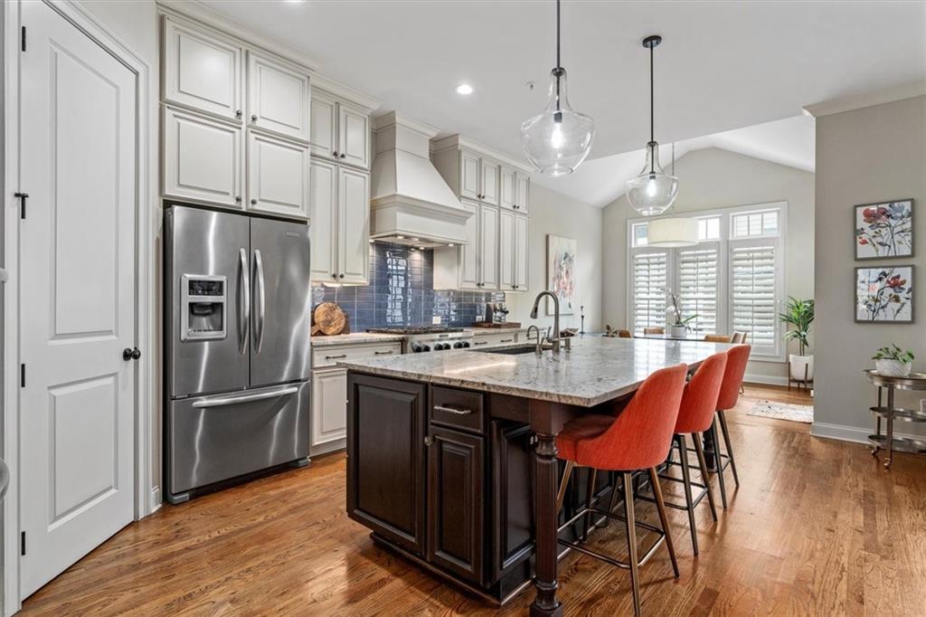 786 Corduroy Lane NE