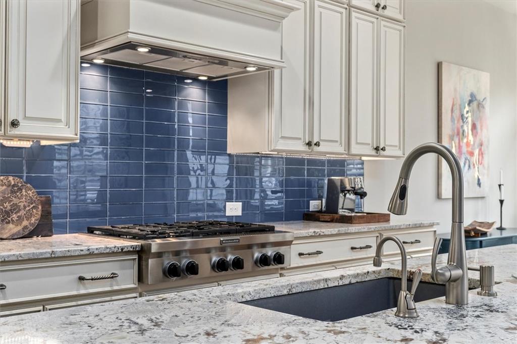 786 Corduroy Lane NE