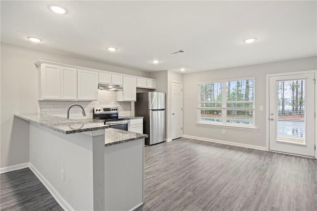 4436 Pinscher Street