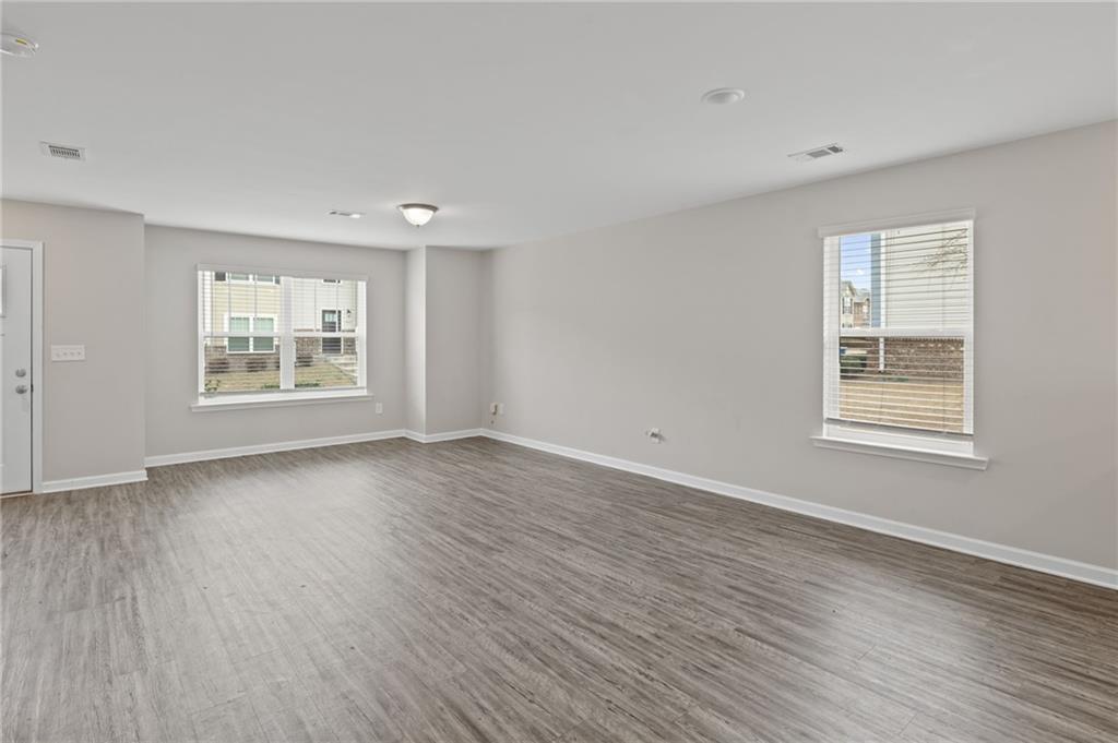 4436 Pinscher Street