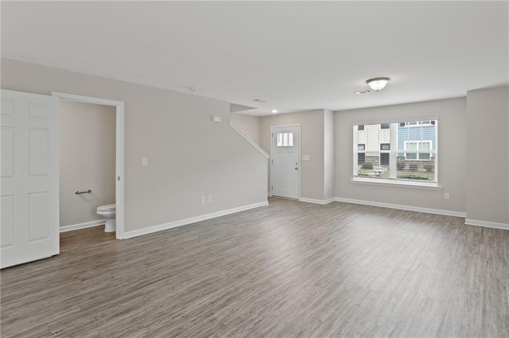 4436 Pinscher Street