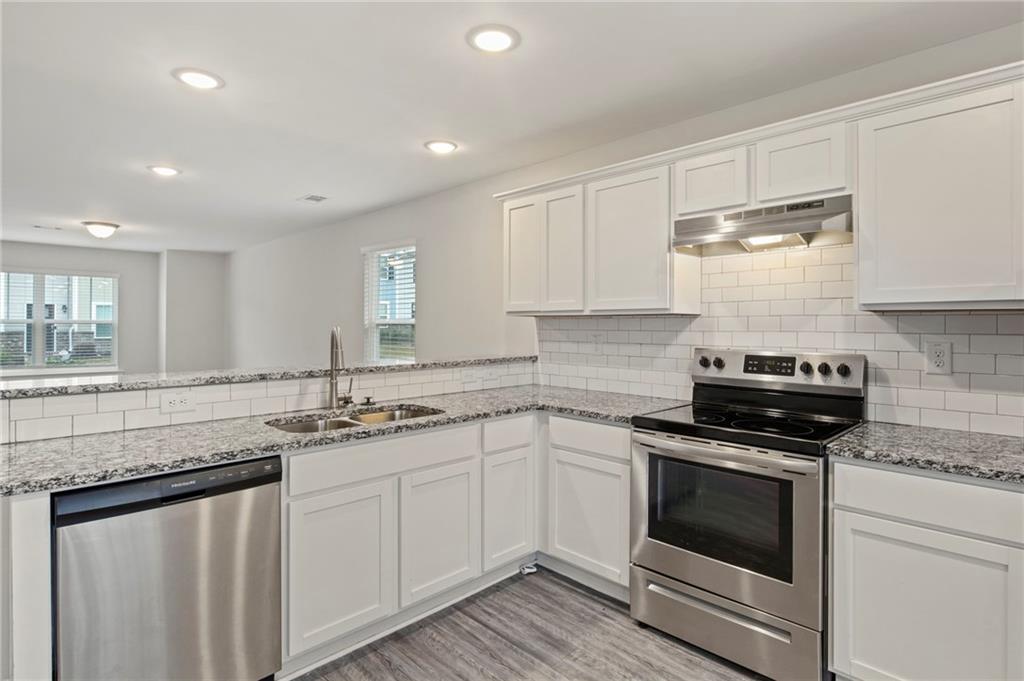 4436 Pinscher Street