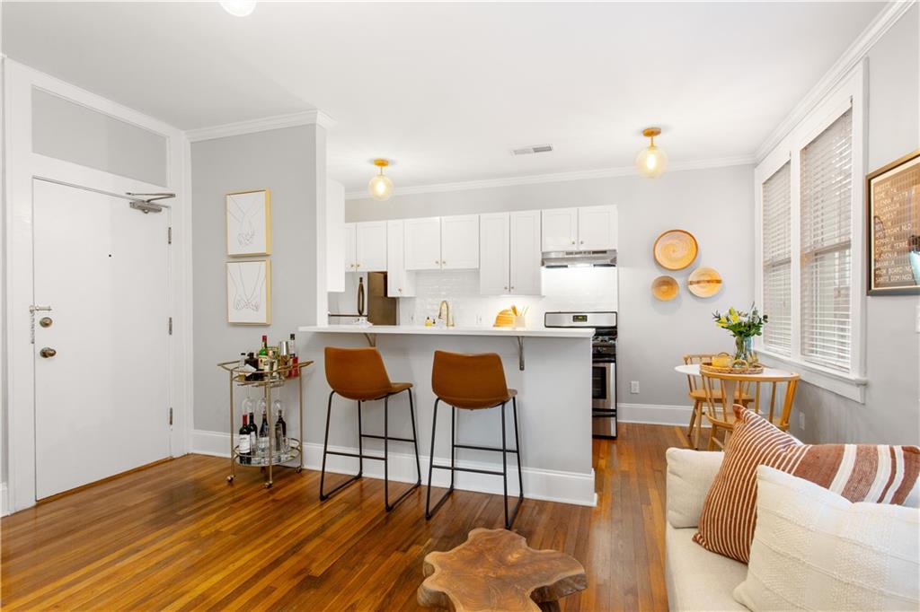 733 Frederica Street NE Unit 19