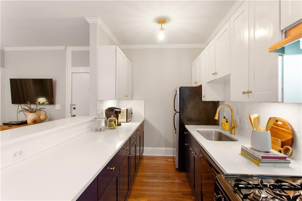 733 Frederica Street NE Unit 19