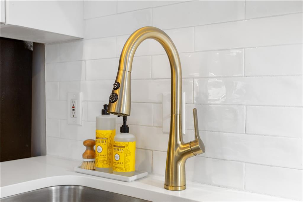 733 Frederica Street NE Unit 19