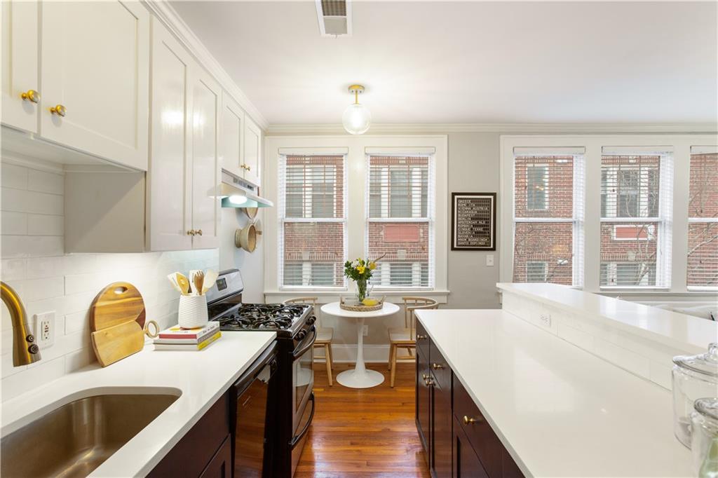 733 Frederica Street NE Unit 19