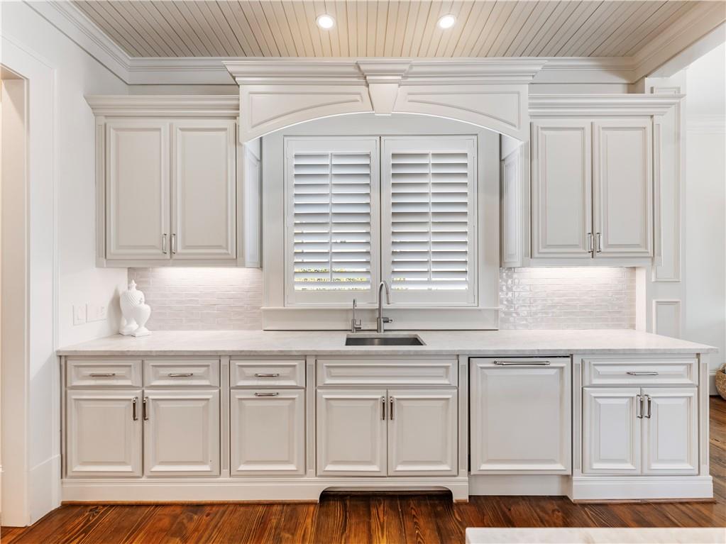 1891 Sam Snead Drive