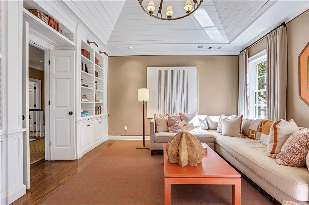 3241 Rilman Lake Court NW