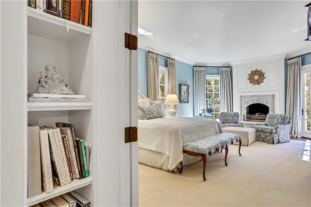 3241 Rilman Lake Court NW