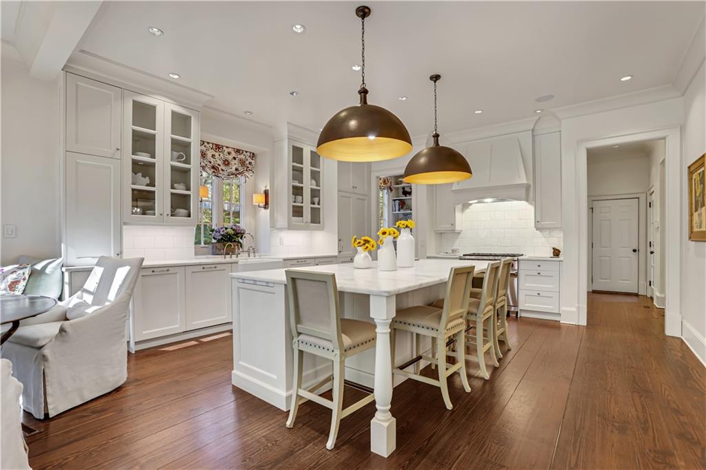 3241 Rilman Lake Court NW