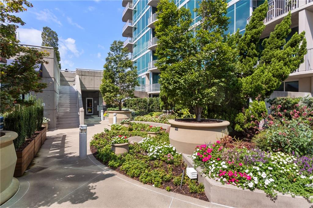 943 Peachtree Street NE Unit 703
