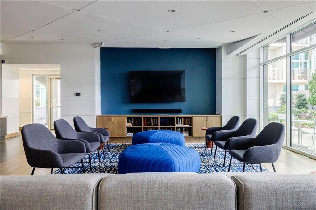 943 Peachtree Street NE Unit 703
