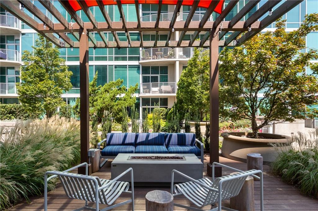 943 Peachtree Street NE Unit 703