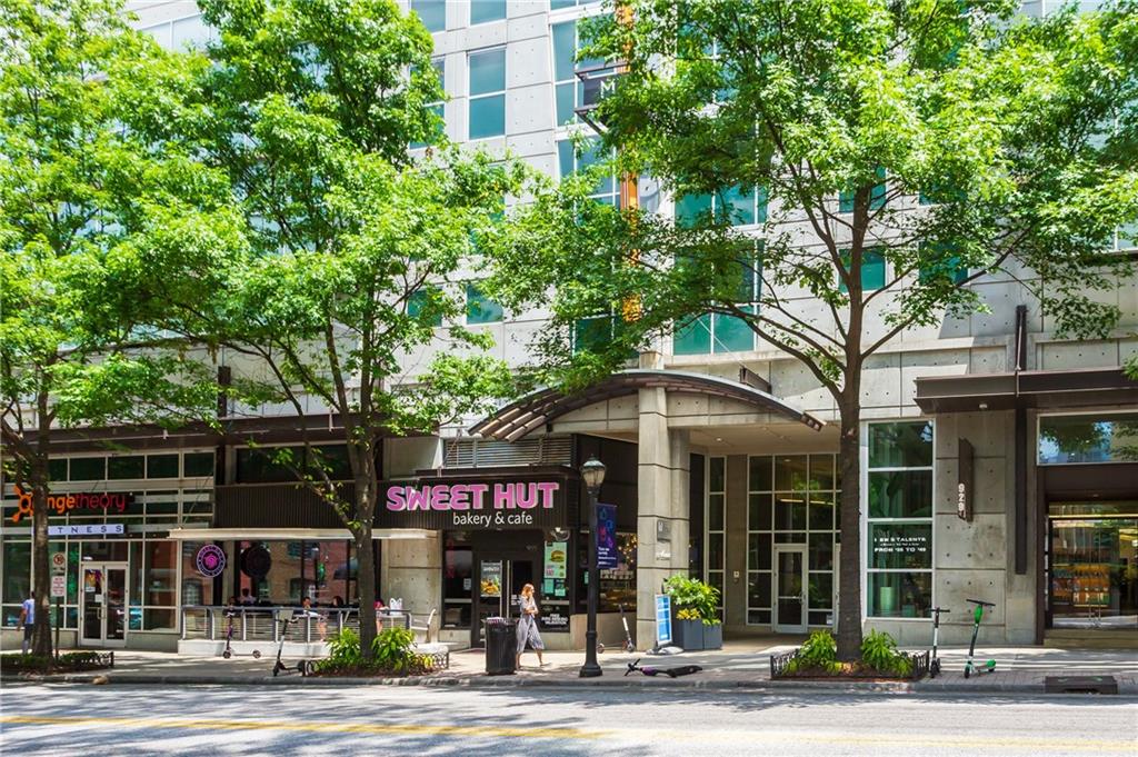 943 Peachtree Street NE Unit 703