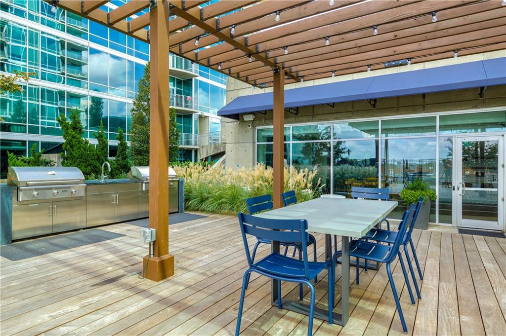 943 Peachtree Street NE Unit 703