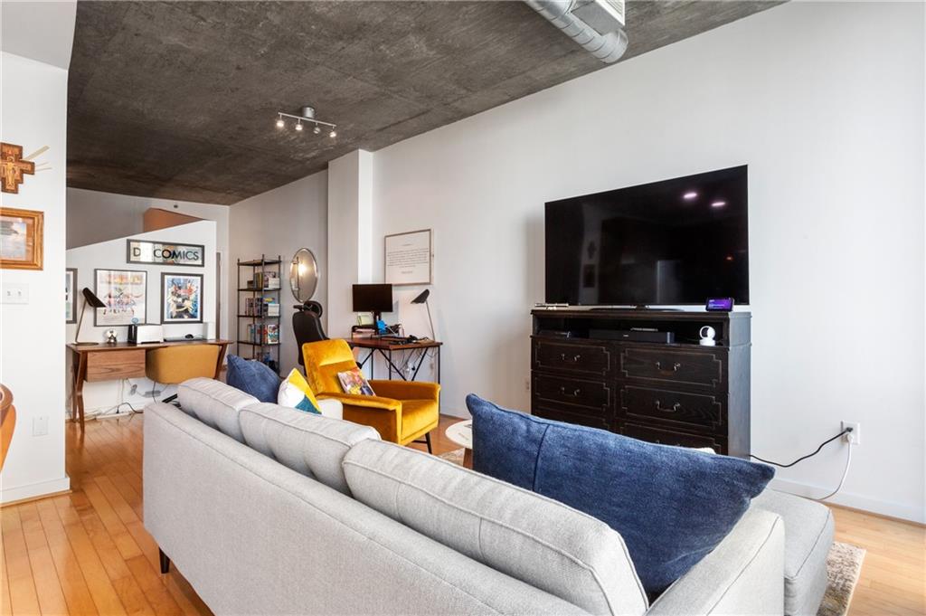943 Peachtree Street NE Unit 703