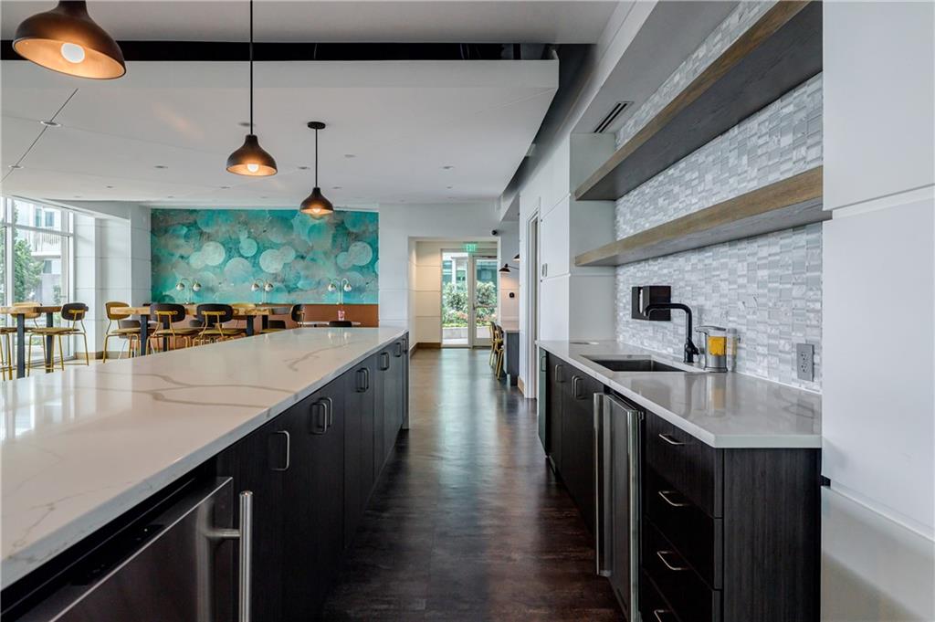 943 Peachtree Street NE Unit 703