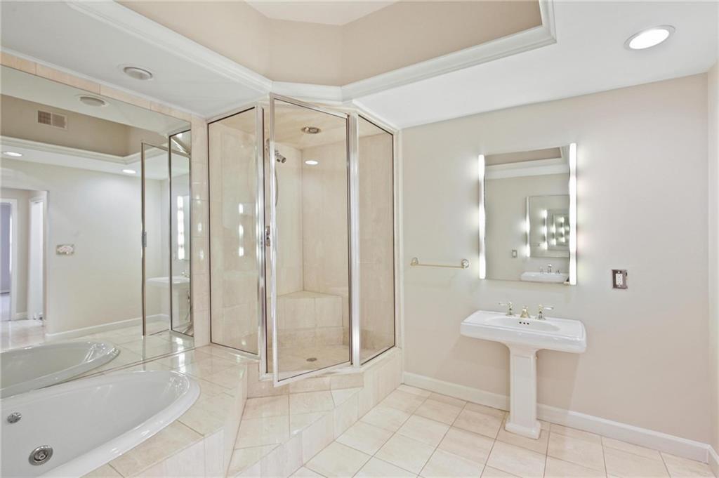 11 Mooregate Square NW