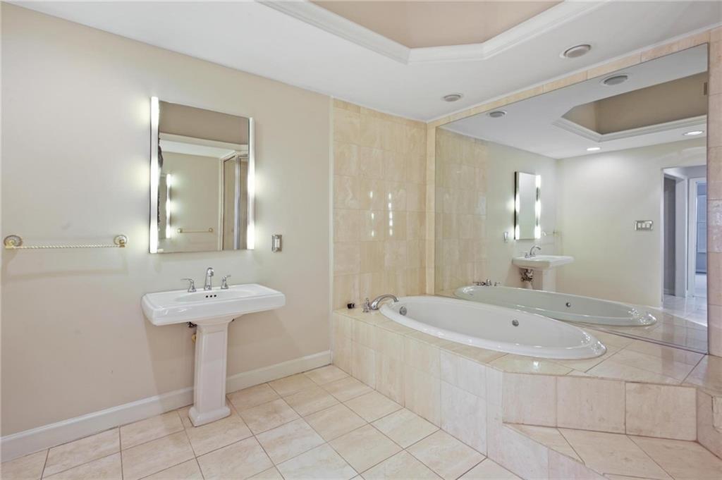 11 Mooregate Square NW