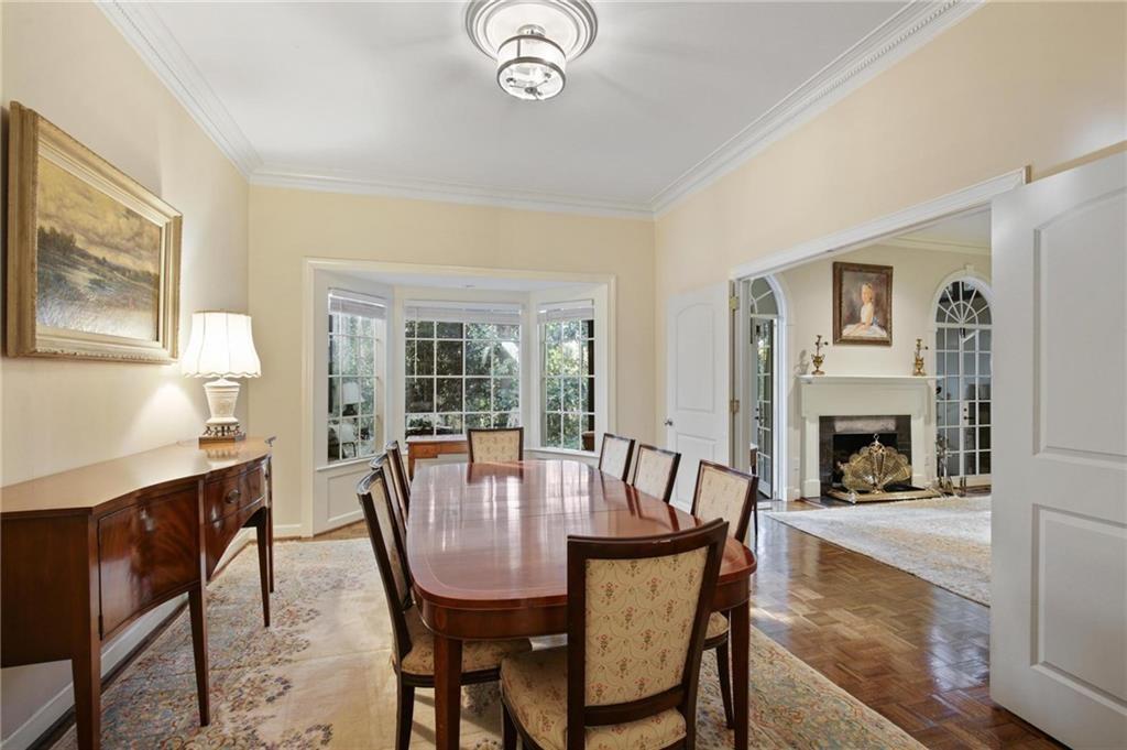 11 Mooregate Square NW